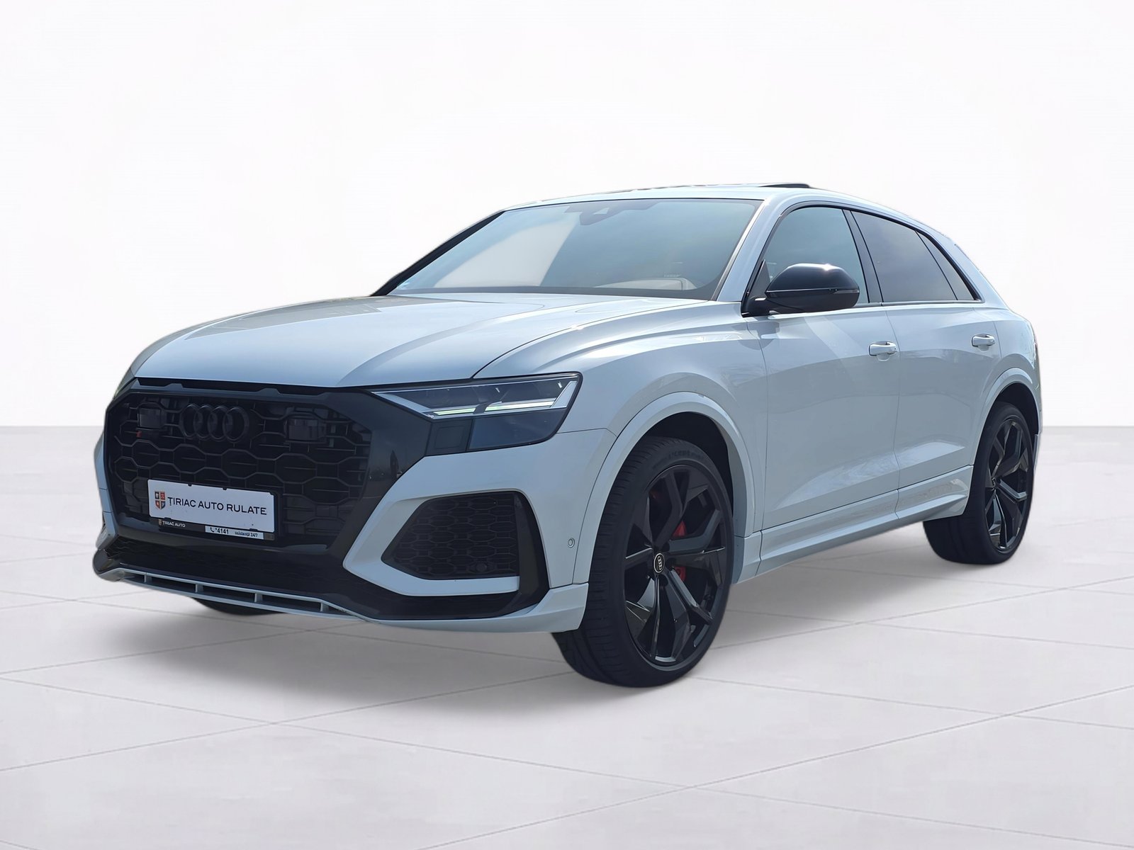 AUDI RSQ8