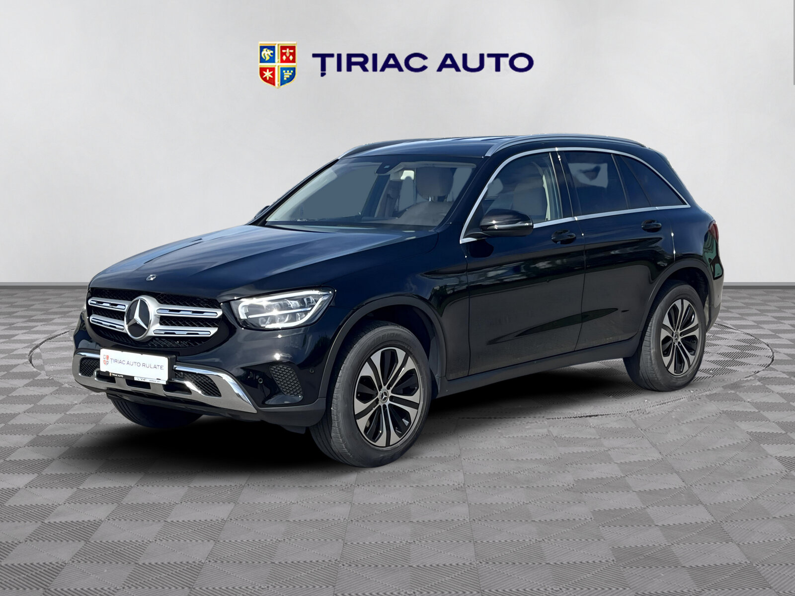 MERCEDES-BENZ GLC